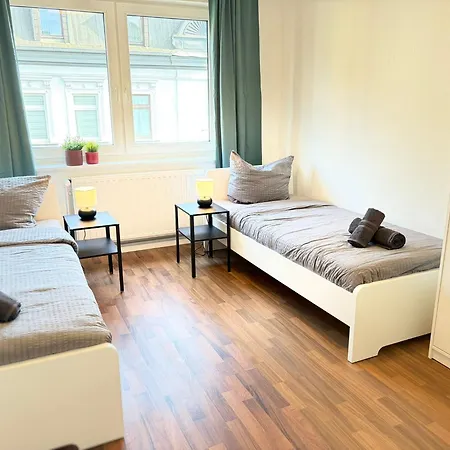 Cosyhomes24 - Centrally With Parking Space, Living And Balcony - Ge11c * 겔젠키르헨